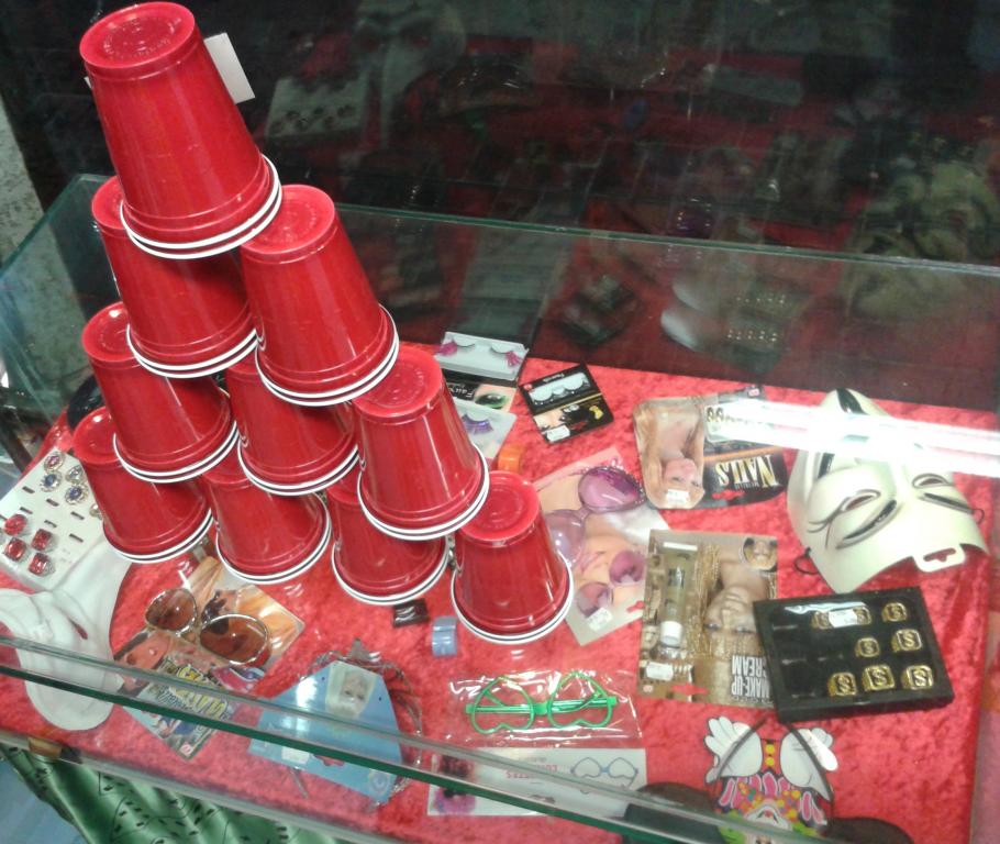 Les Fous du Roy - Accessoires et dguisements  Cherbourg